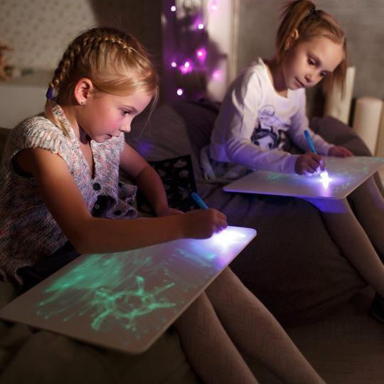 Glow Drawing Board with Light Pen and Erasable Surface - view 4