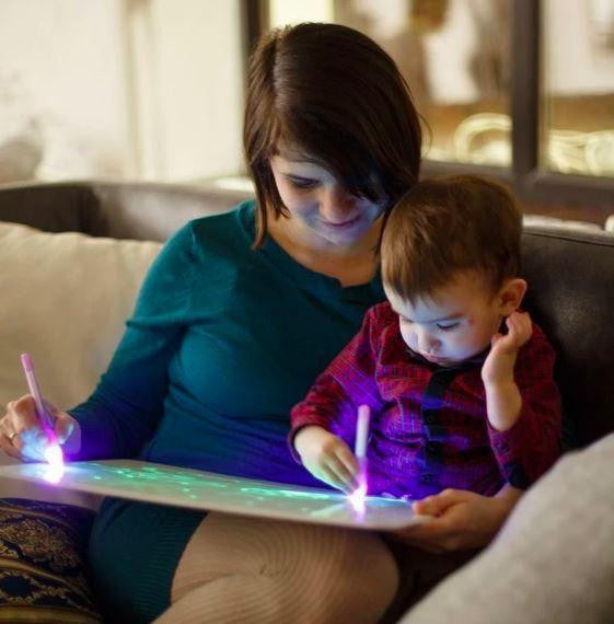 Glow Drawing Board with Light Pen and Erasable Surface - view 8