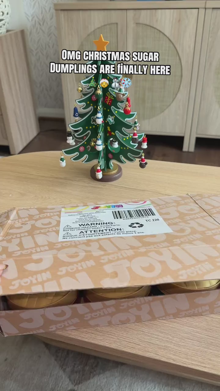 The six Christmas dumpling squishy designs to collect