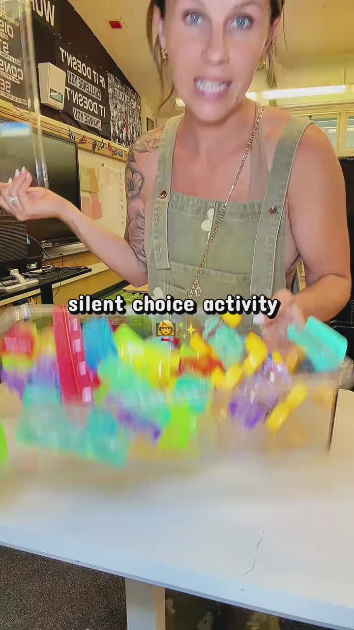 Washing the jelly blocks in water