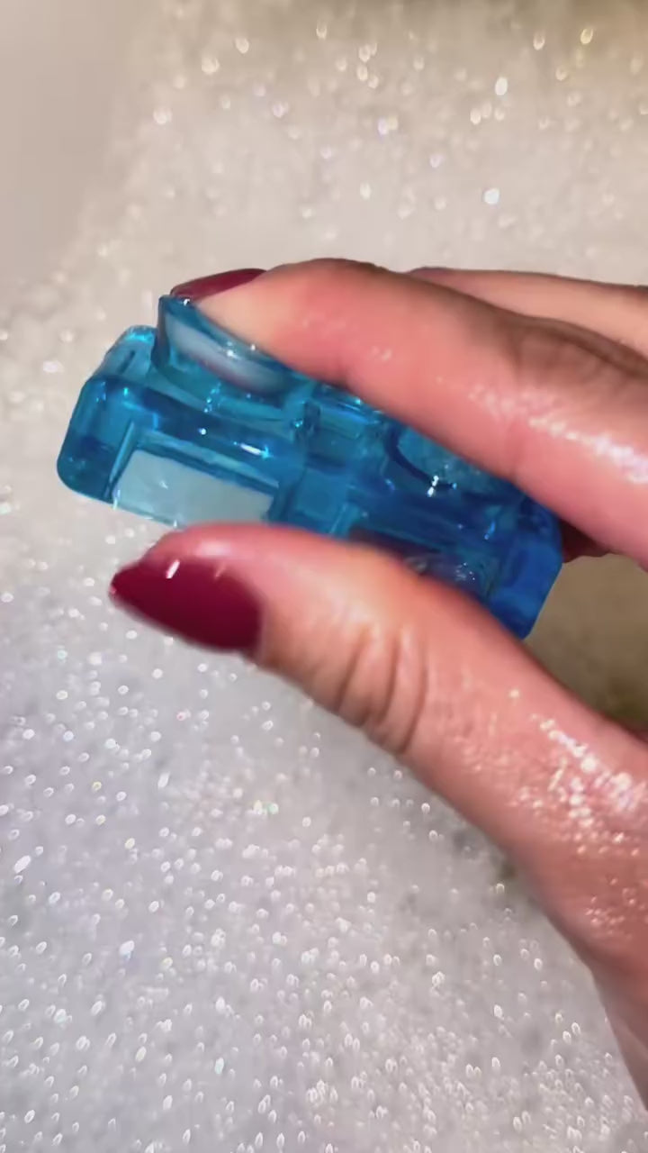 Squeezing a jelly block