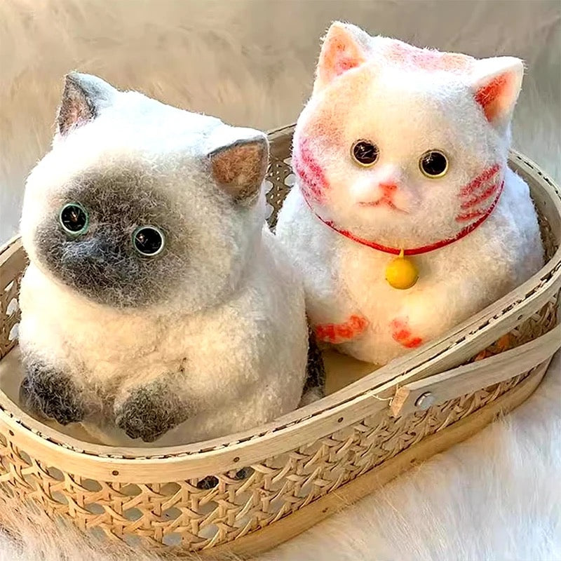 Siamese and lucky taba cat squishies