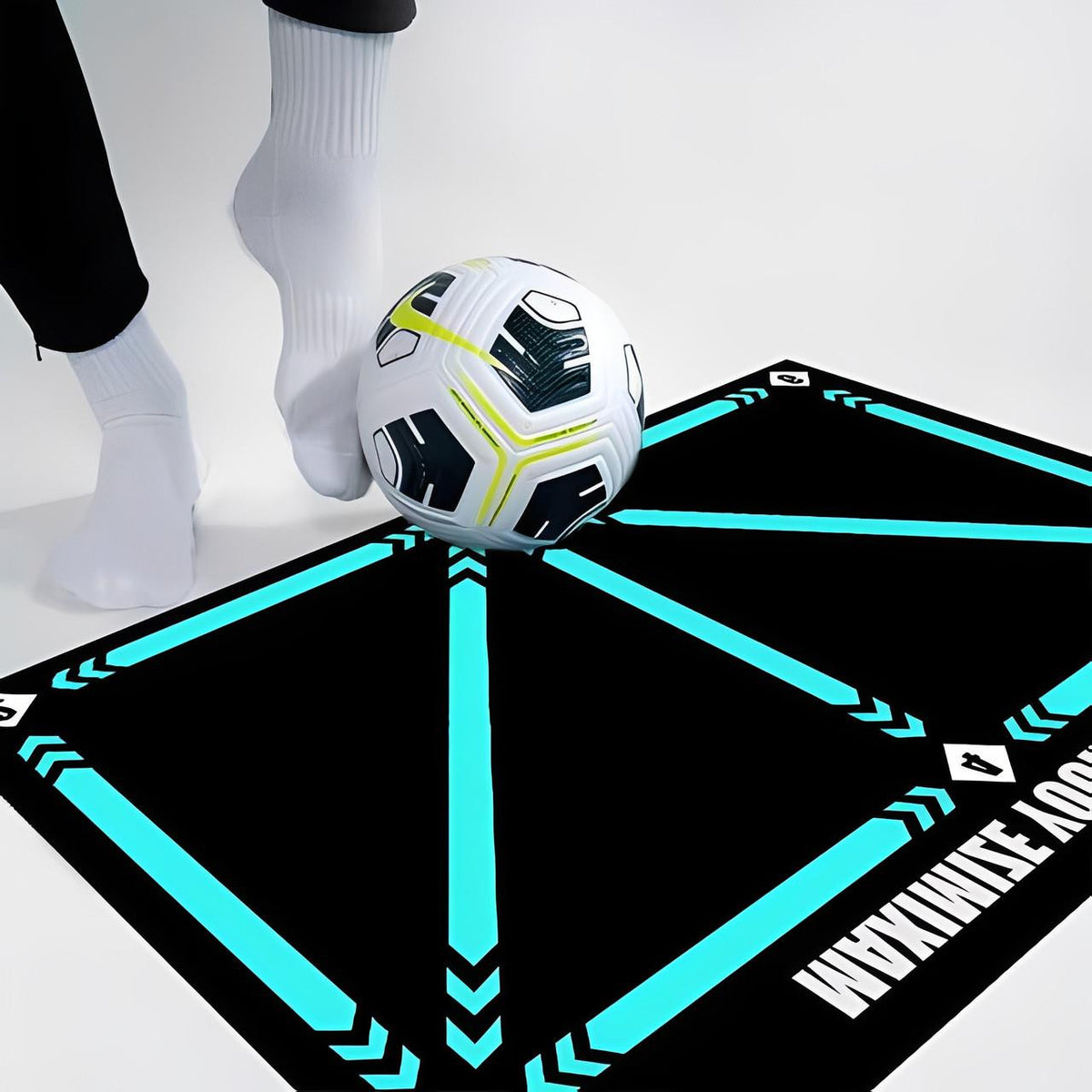 Football Training Mat with Numbered Zones and Elastic Cord - view 5